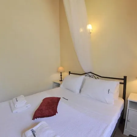 Adamantia Newly Built Small A1 Pensionat 3*